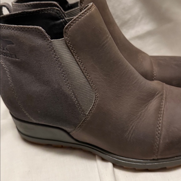 Sorel Gray Winter Boots - Picture 3 of 12